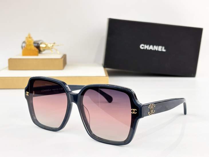 Picture of Chanel Sunglasses _SKUfw76704826fw